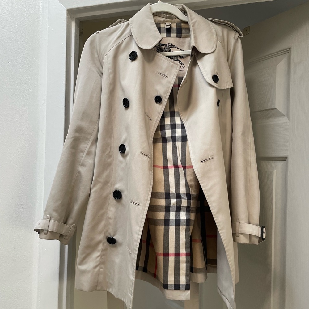 Burberry short trench coat - Picture 2 of 11